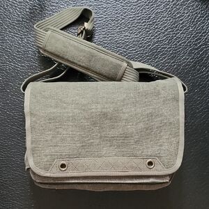 Classic Gray Men's Messenger Bag